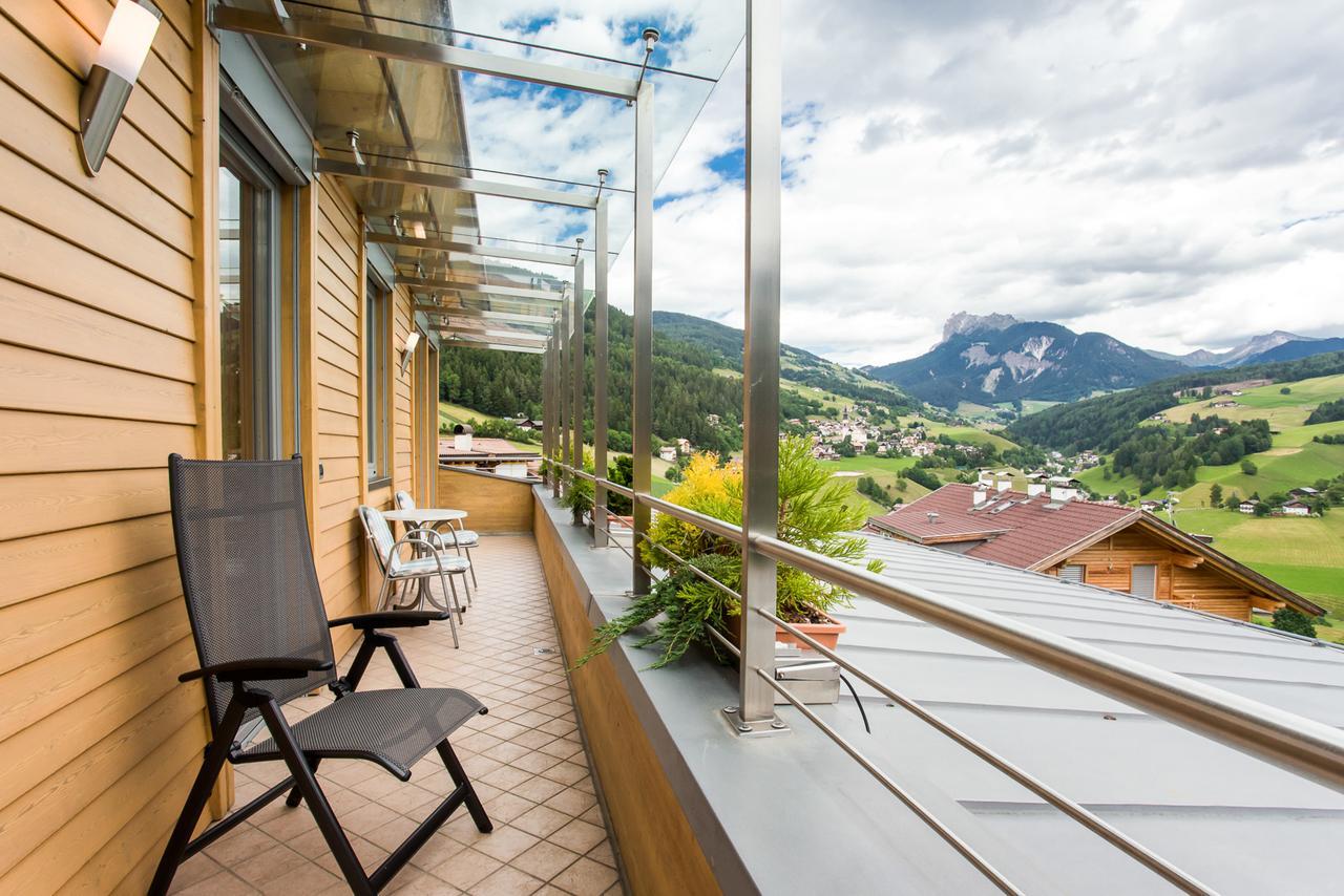 Appartements Sonneck Фунес Екстериор снимка